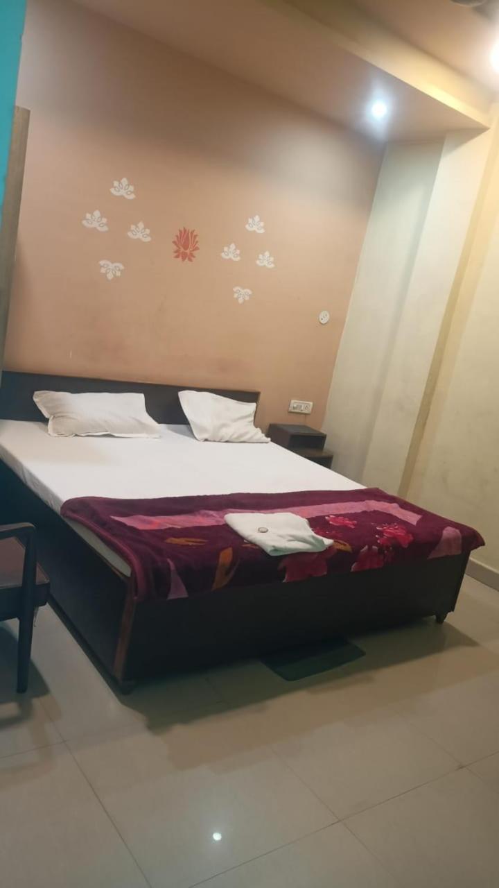 Hotel Shyam Utsav Mirzāpur Eksteriør bilde
